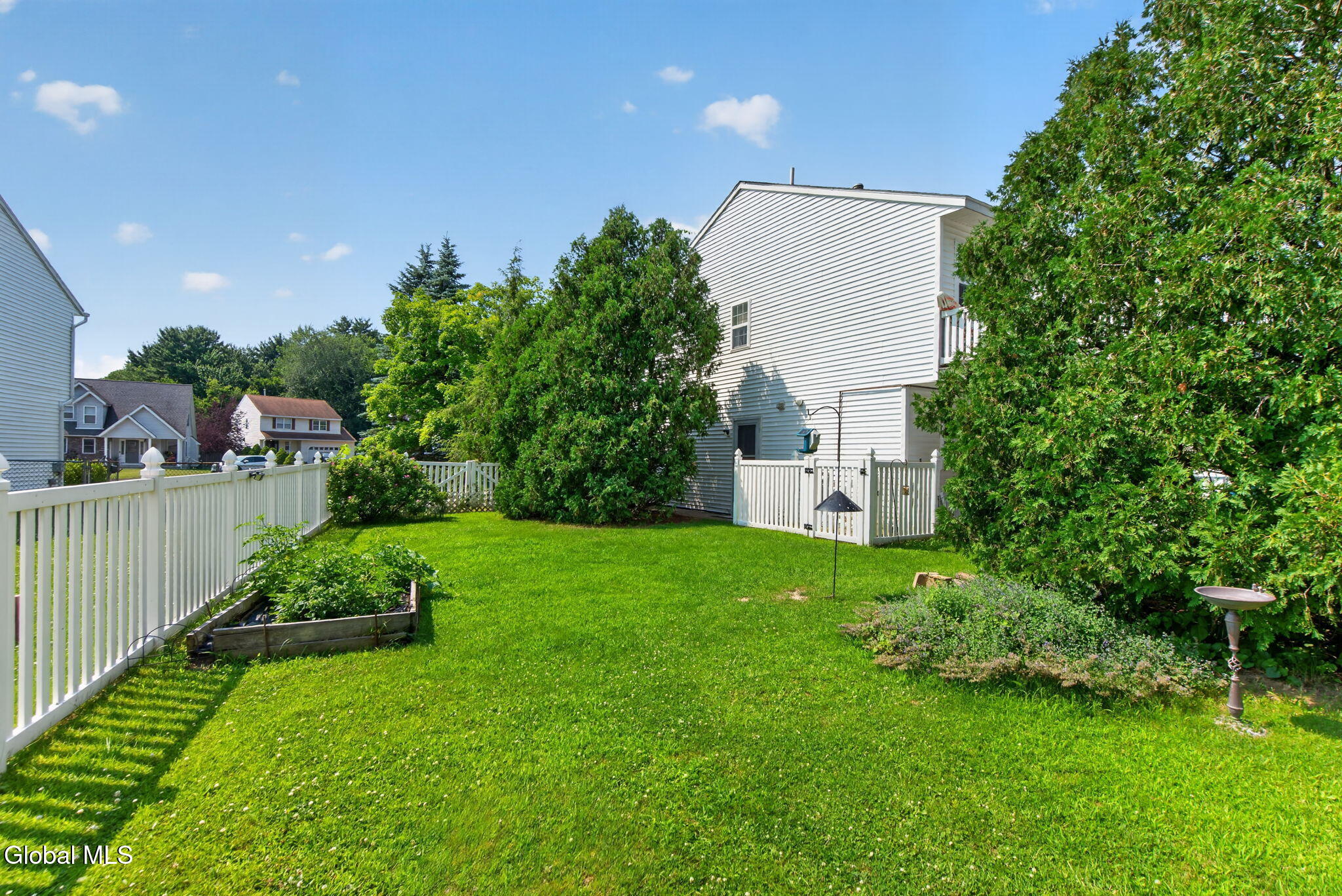 37 Wicken Square Albany NY 12205