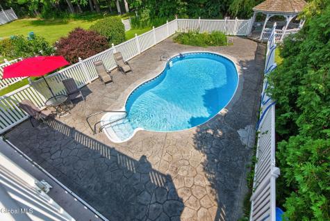 37 Wicken Square Albany NY 12205