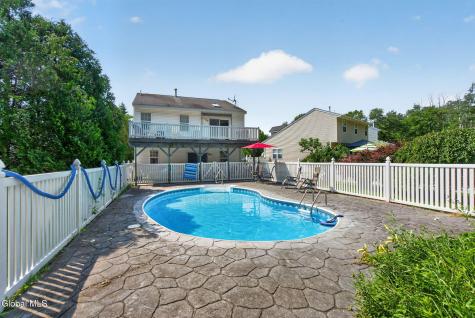 37 Wicken Square Albany NY 12205