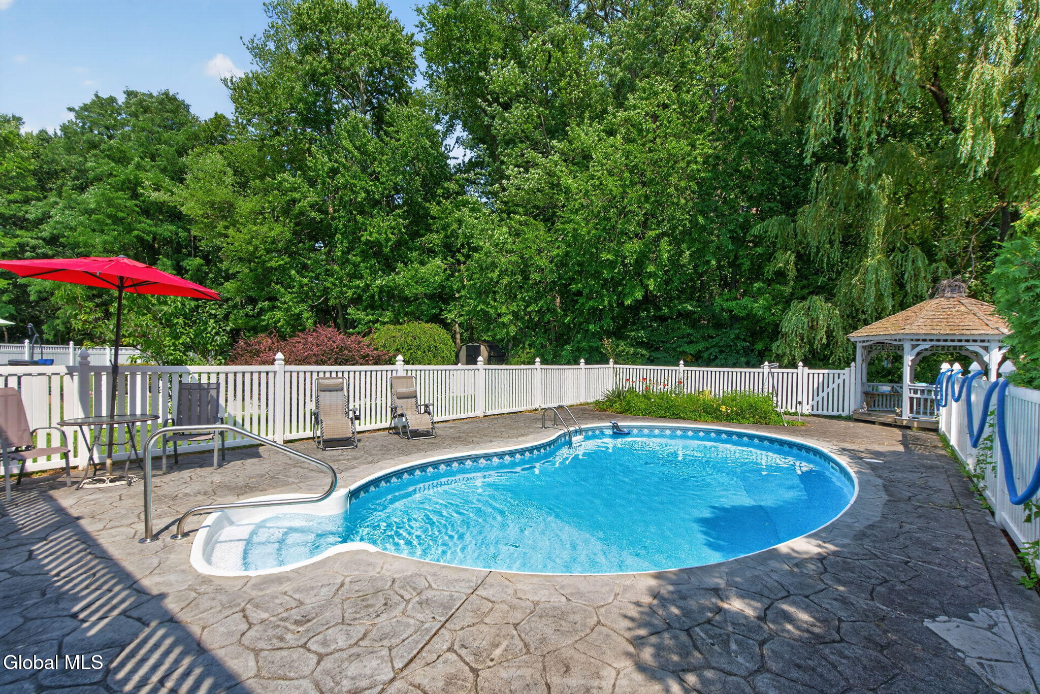 37 Wicken Square Albany NY 12205