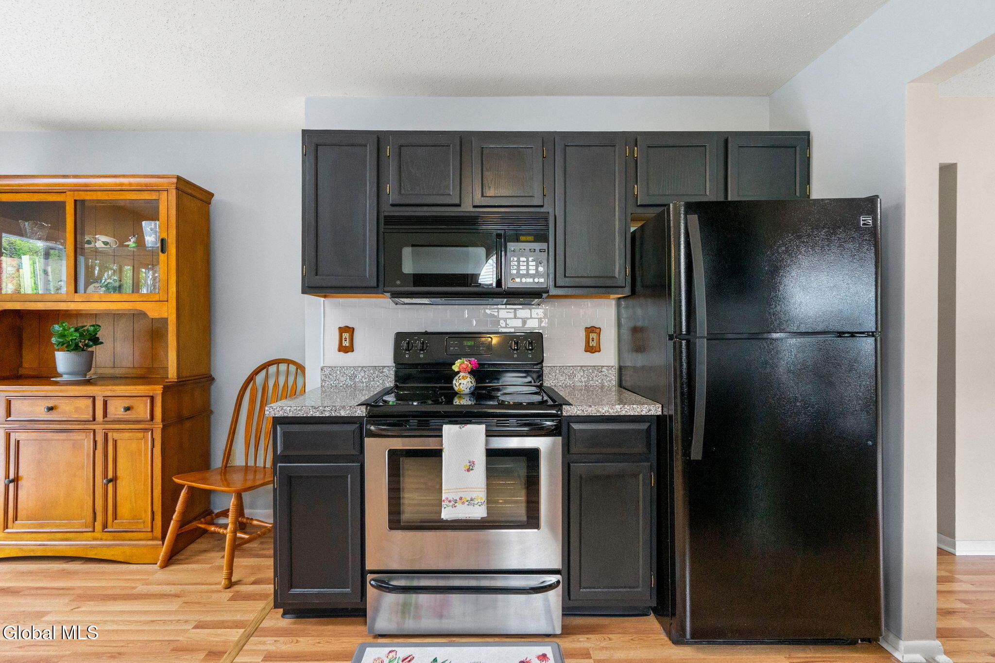37 Wicken Square Albany NY 12205
