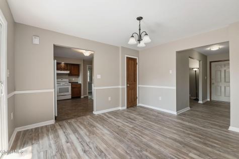 11 Matthew Drive Schaghticoke NY 12154
