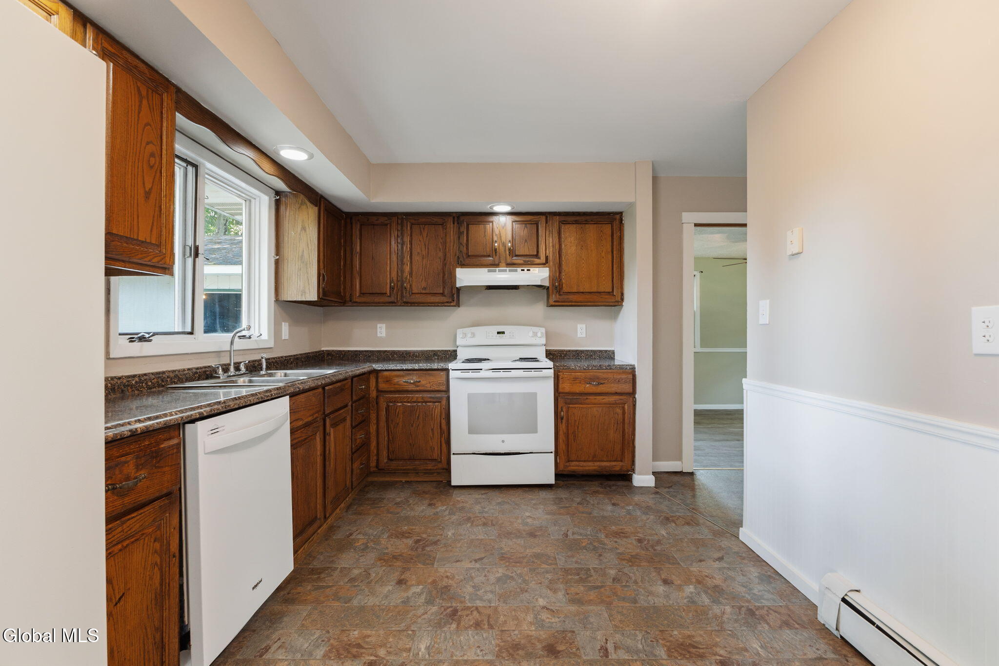 11 Matthew Drive Schaghticoke NY 12154
