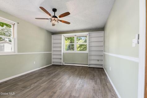 11 Matthew Drive Schaghticoke NY 12154