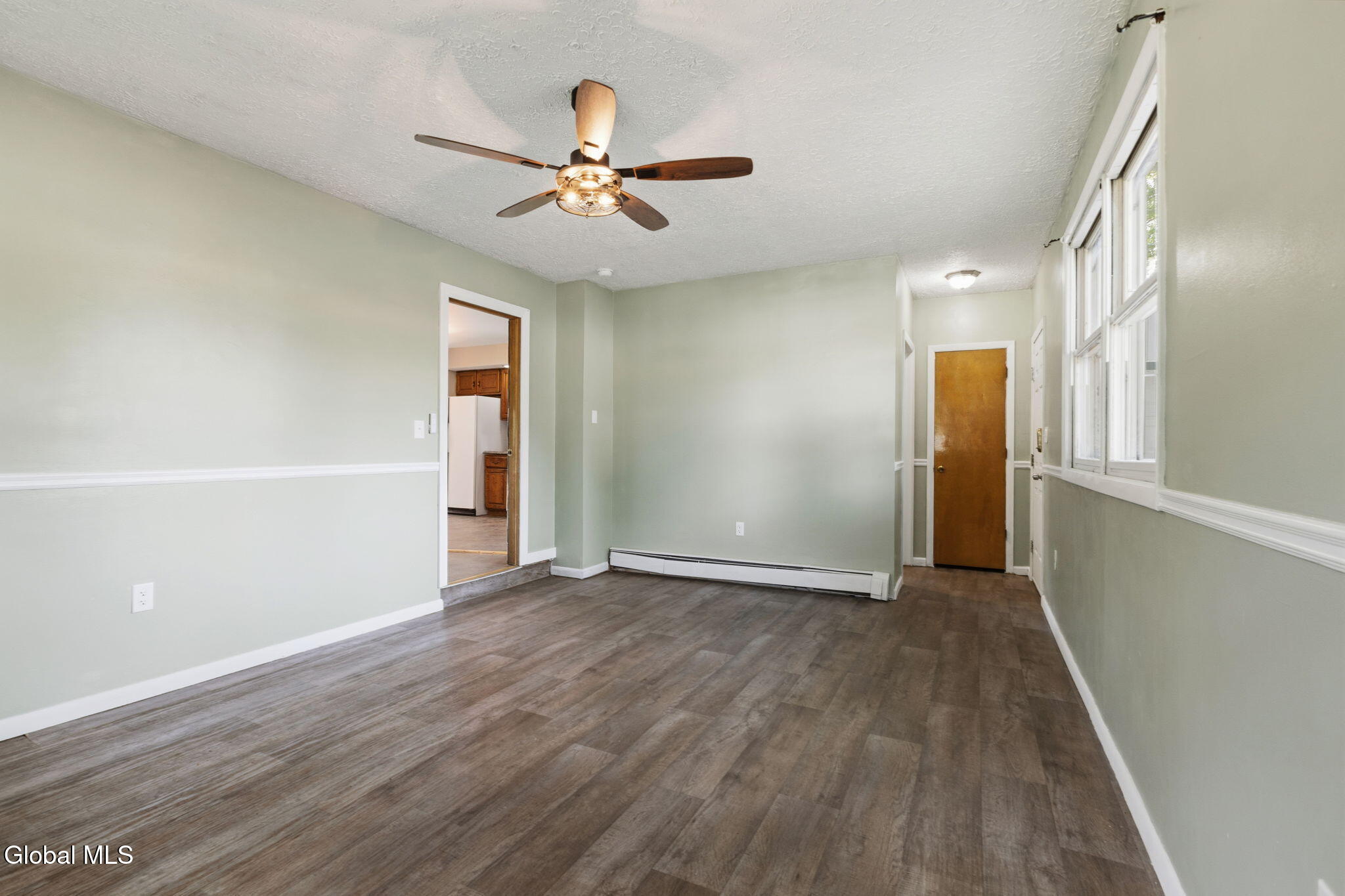 11 Matthew Drive Schaghticoke NY 12154