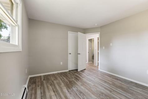 11 Matthew Drive Schaghticoke NY 12154