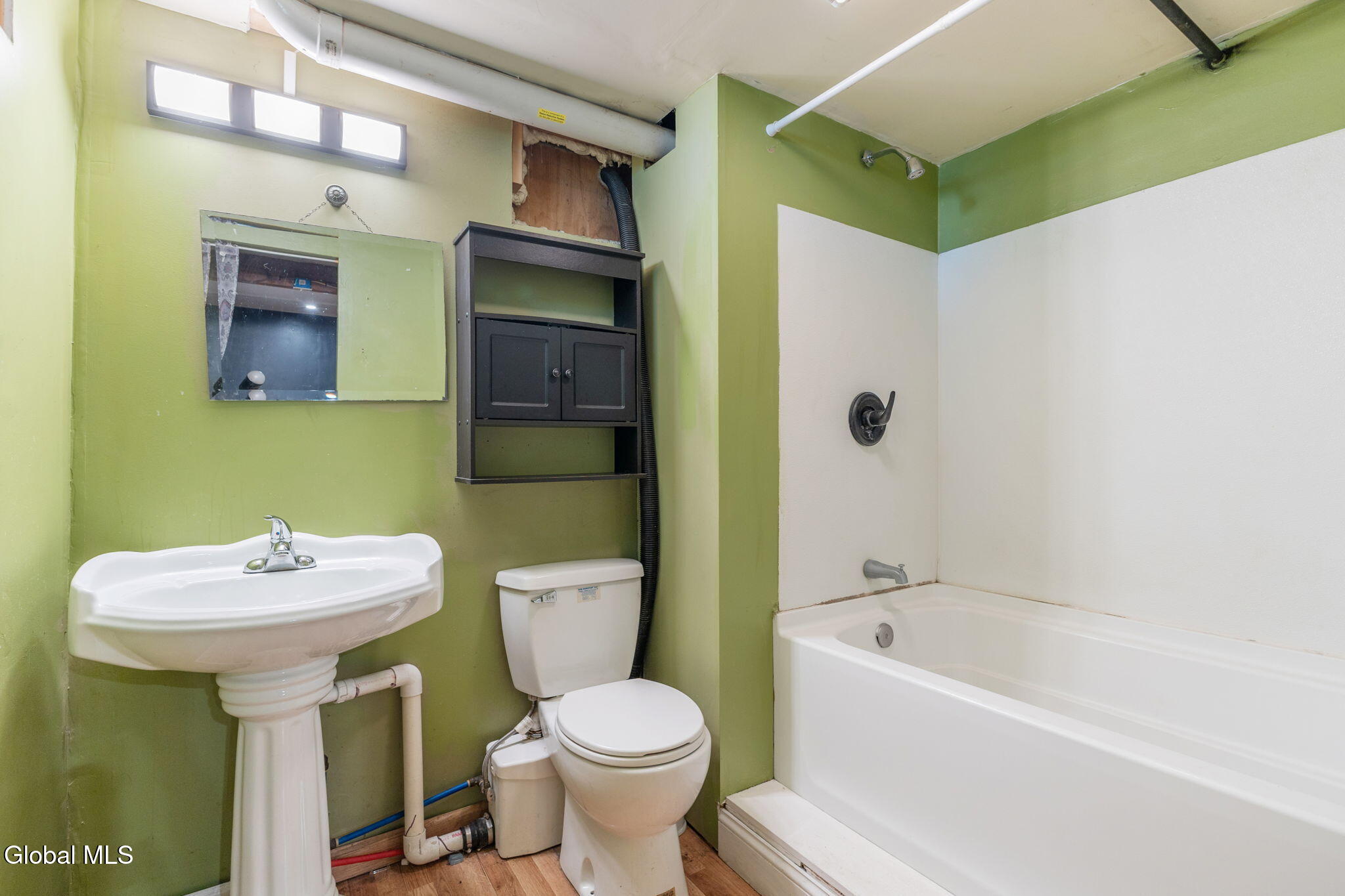 11 Matthew Drive Schaghticoke NY 12154
