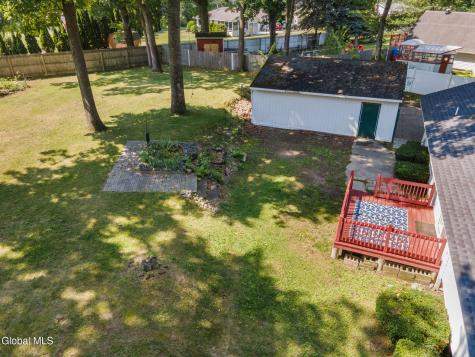 11 Matthew Drive Schaghticoke NY 12154