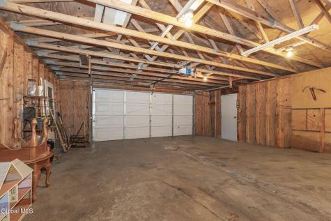 11 Matthew Drive Schaghticoke NY 12154