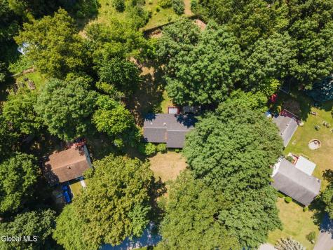11 Matthew Drive Schaghticoke NY 12154