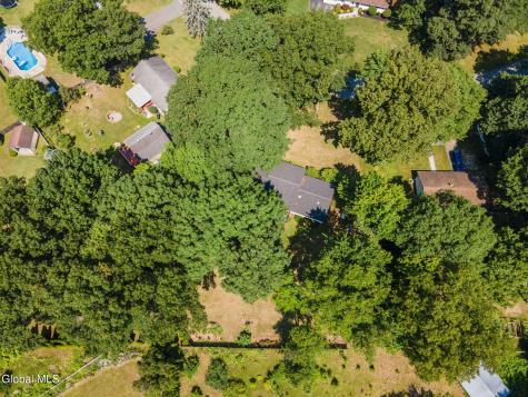 11 Matthew Drive Schaghticoke NY 12154
