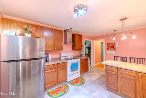 2359 Lawnwood Avenue Schenectady NY 12304