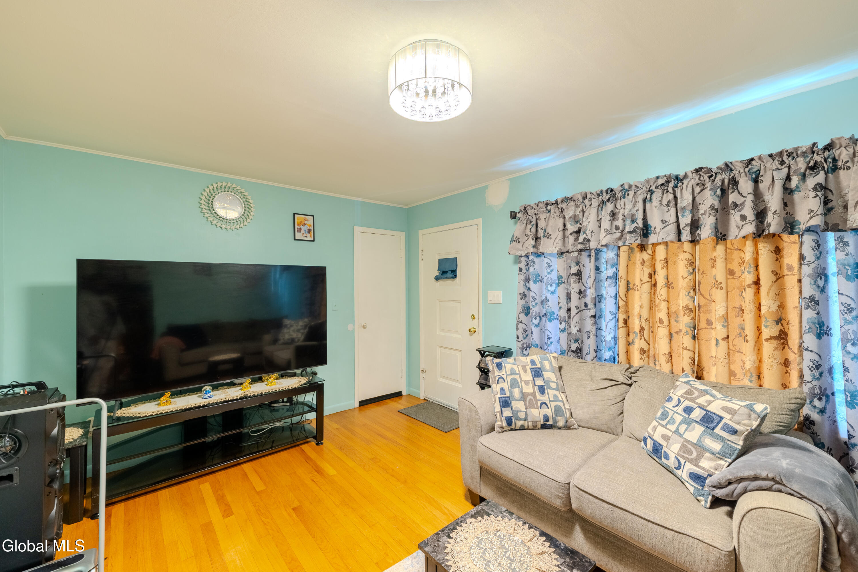 2359 Lawnwood Avenue Schenectady NY 12304
