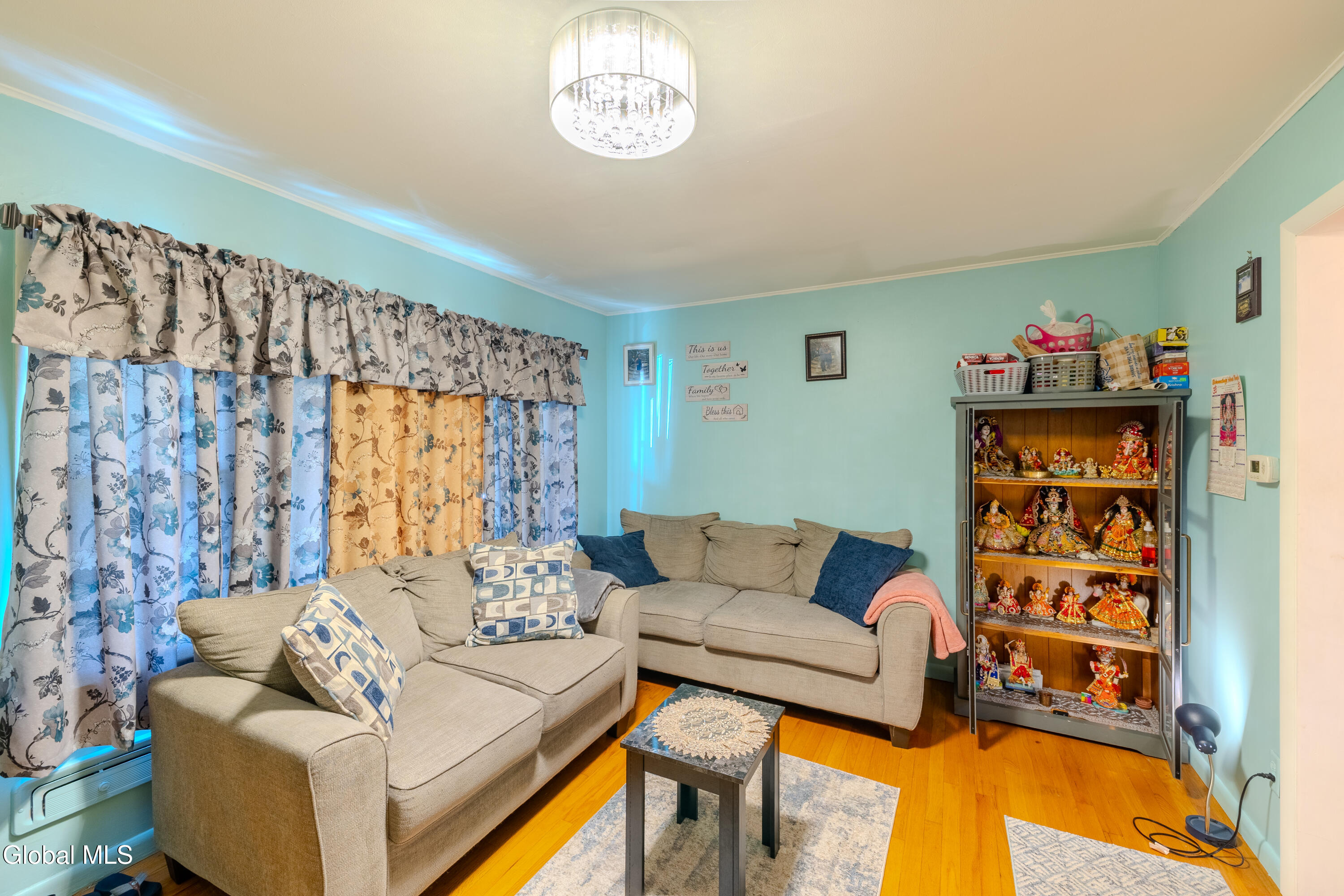 2359 Lawnwood Avenue Schenectady NY 12304