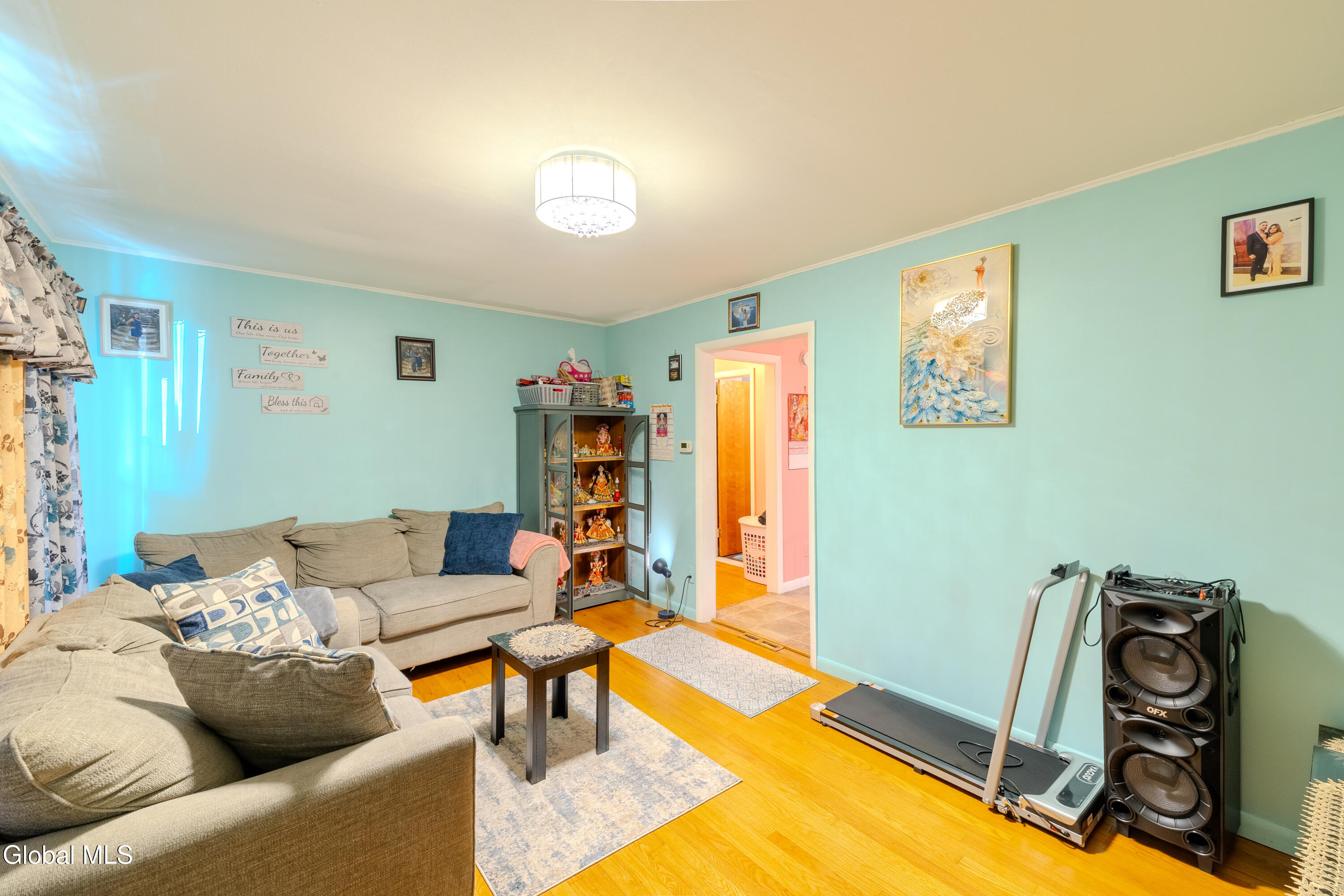 2359 Lawnwood Avenue Schenectady NY 12304