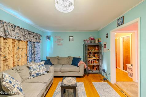 2359 Lawnwood Avenue Schenectady NY 12304