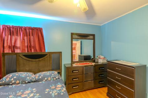 2359 Lawnwood Avenue Schenectady NY 12304