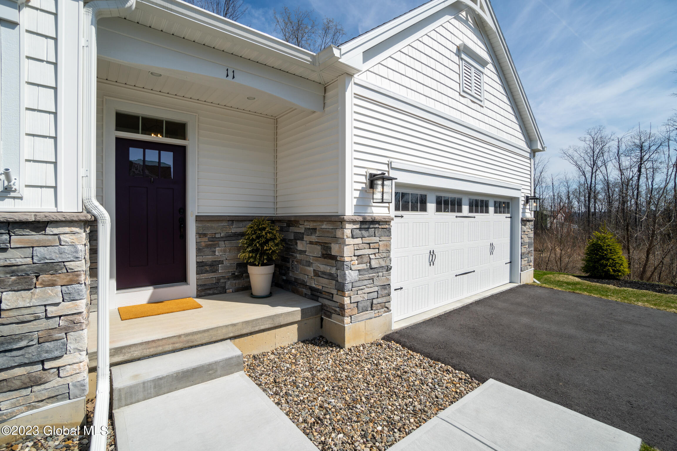 11 West Avenue Round Lake NY 12151