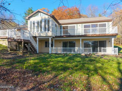 200 Hinrichsen Heights Road Coxsackie NY 12051