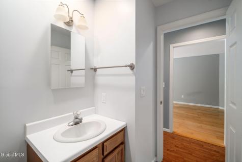 41 Westbury Court Clifton Park NY 12065