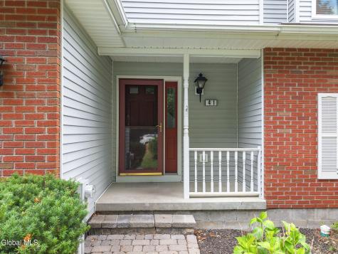 41 Westbury Court Clifton Park NY 12065