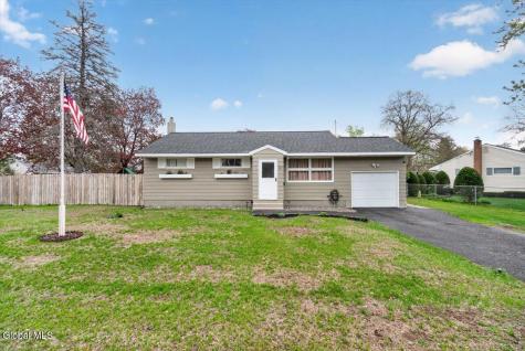 117 Locust Park Colonie NY 12205