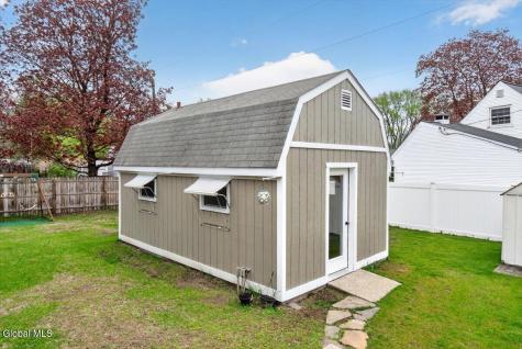 117 Locust Park Colonie NY 12205