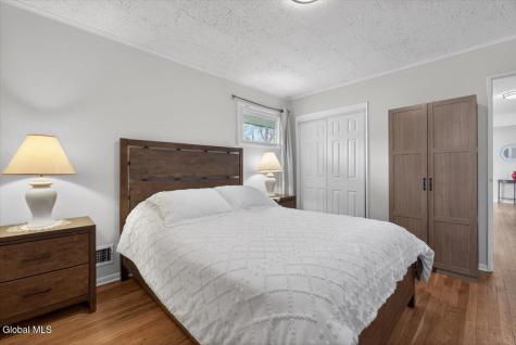 117 Locust Park Colonie NY 12205