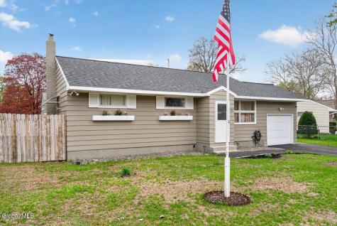 117 Locust Park Colonie NY 12205