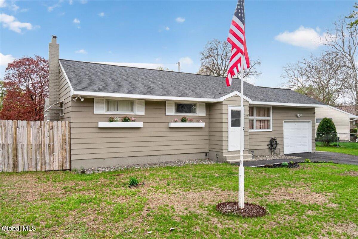 117 Locust Park Colonie NY 12205