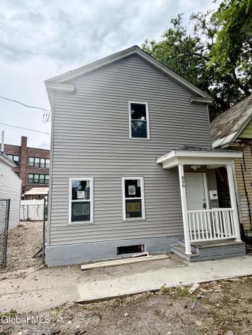 806 Arch Street Schenectady NY 12307
