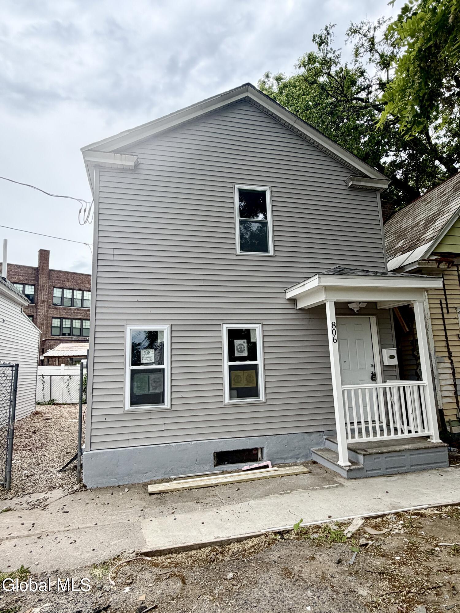 806 Arch Street Schenectady NY 12307