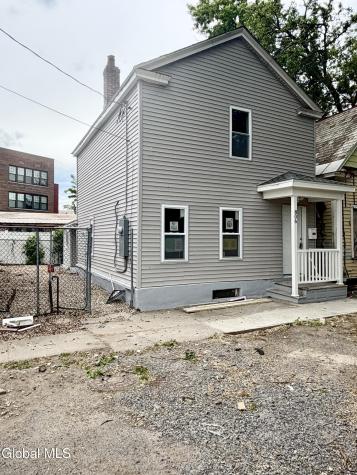 806 Arch Street Schenectady NY 12307
