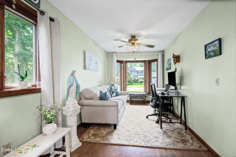 102 Stafford Lane Niskayuna NY 12309
