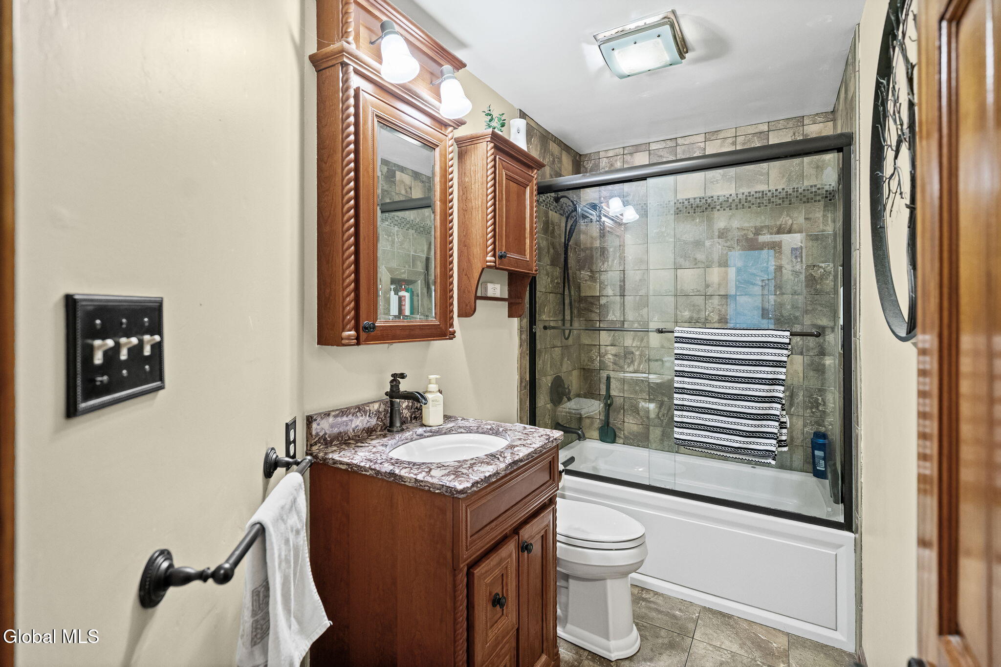 102 Stafford Lane Niskayuna NY 12309