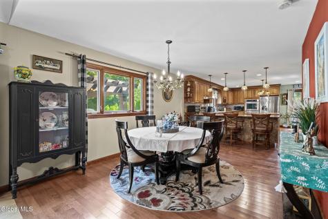 102 Stafford Lane Niskayuna NY 12309