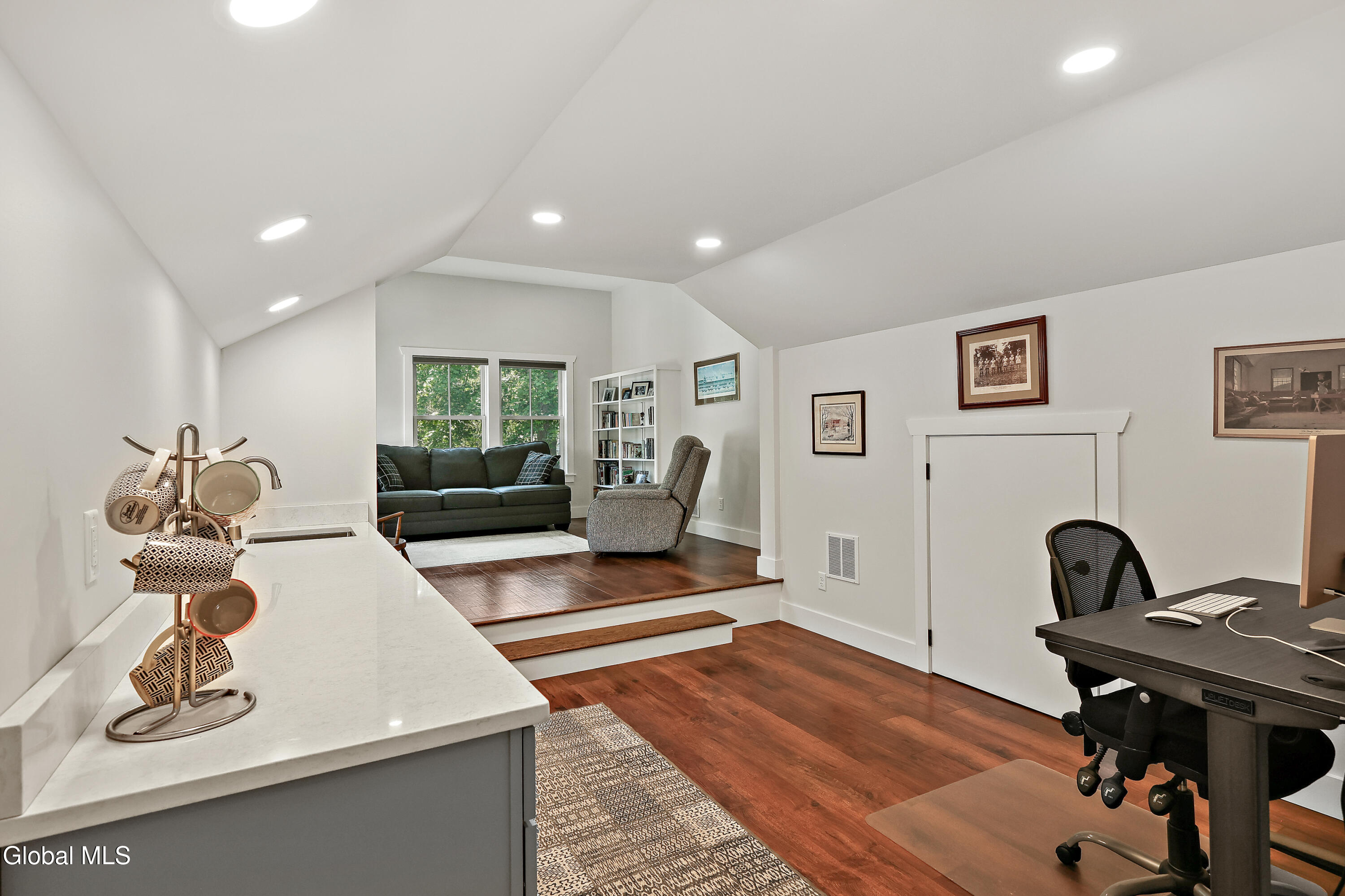 206 Nelson Avenue Saratoga Springs NY 12866