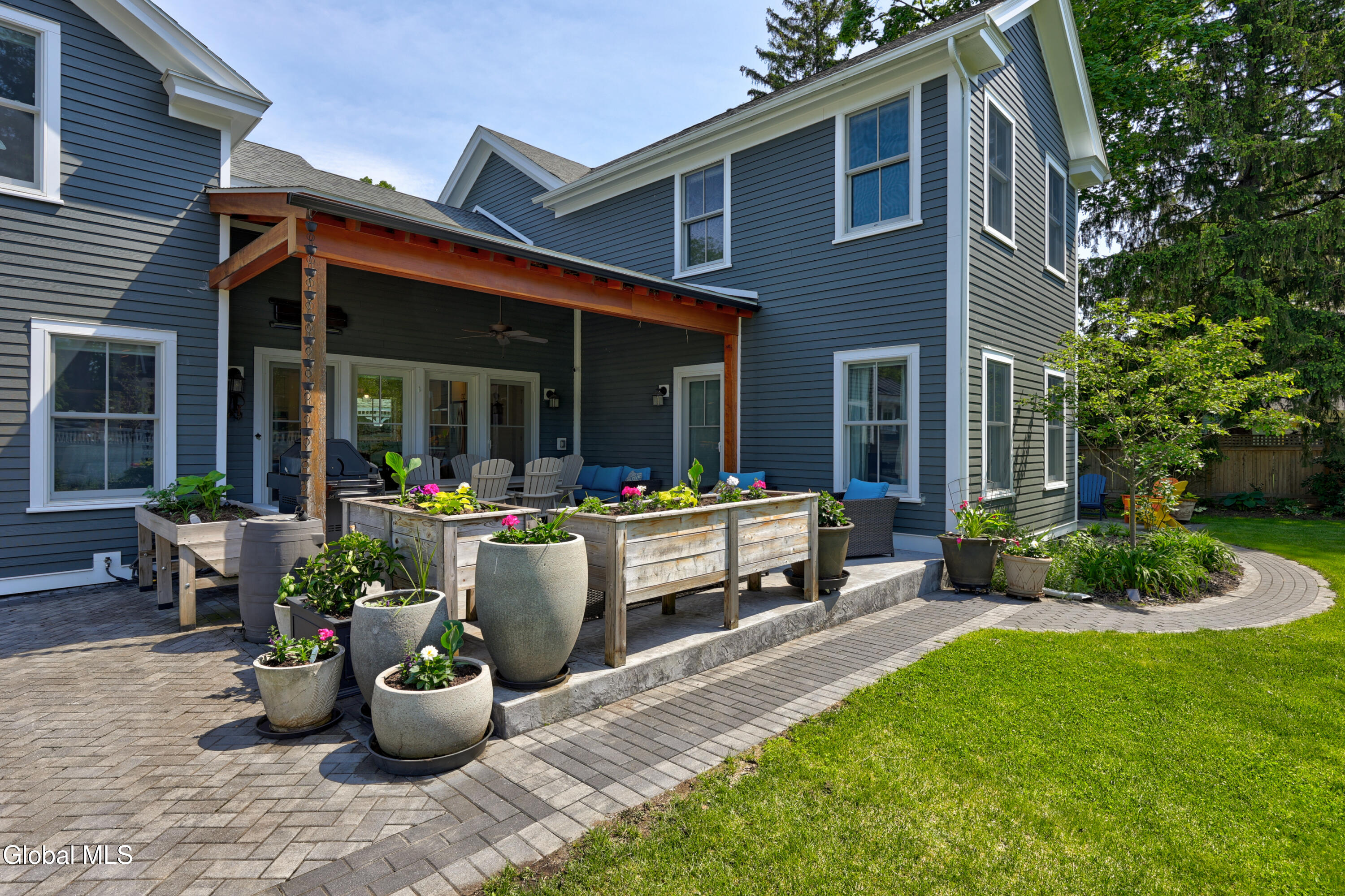 206 Nelson Avenue Saratoga Springs NY 12866