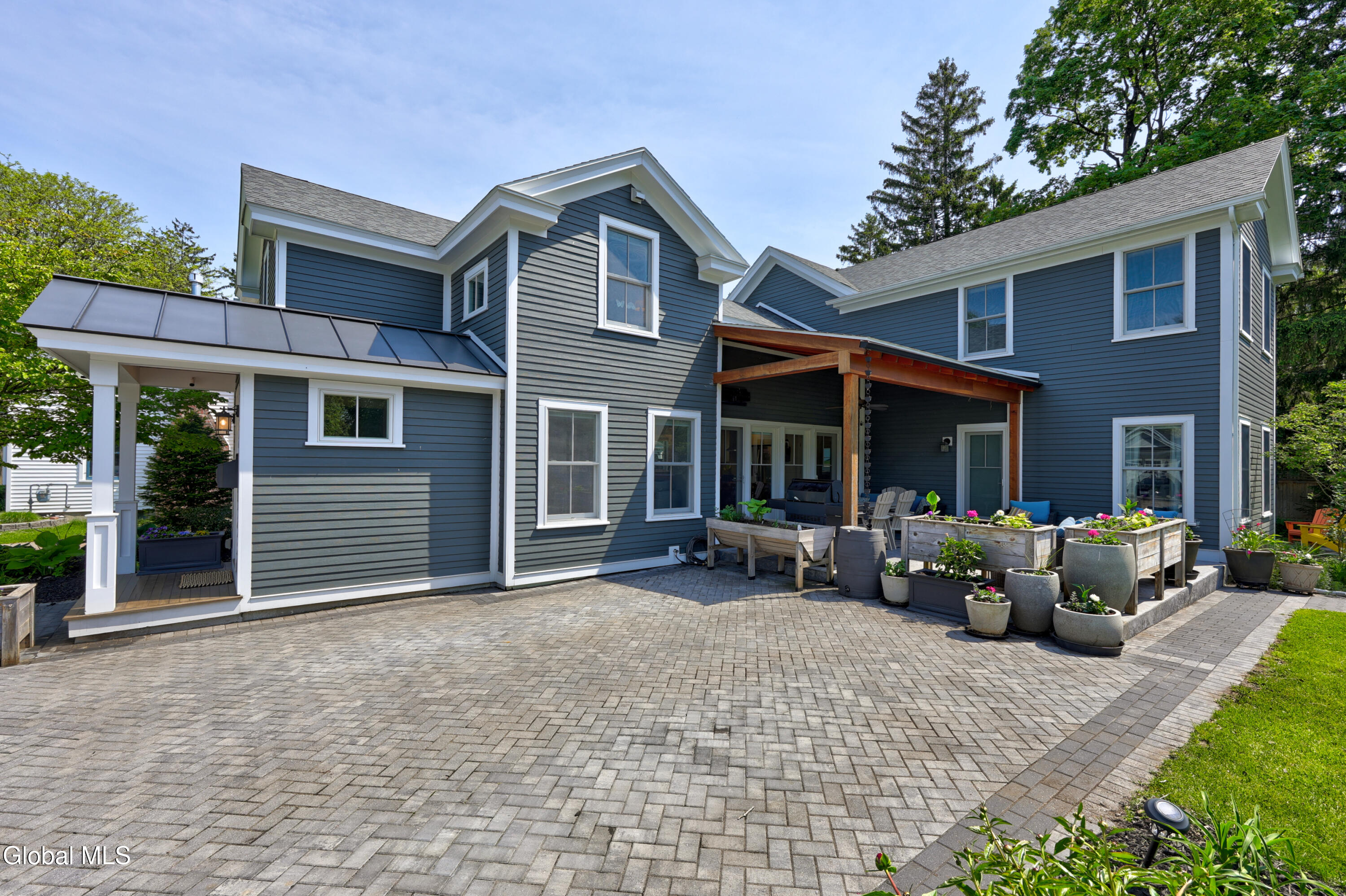 206 Nelson Avenue Saratoga Springs NY 12866