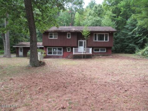 2 Paris Road Fort Edward NY 12828