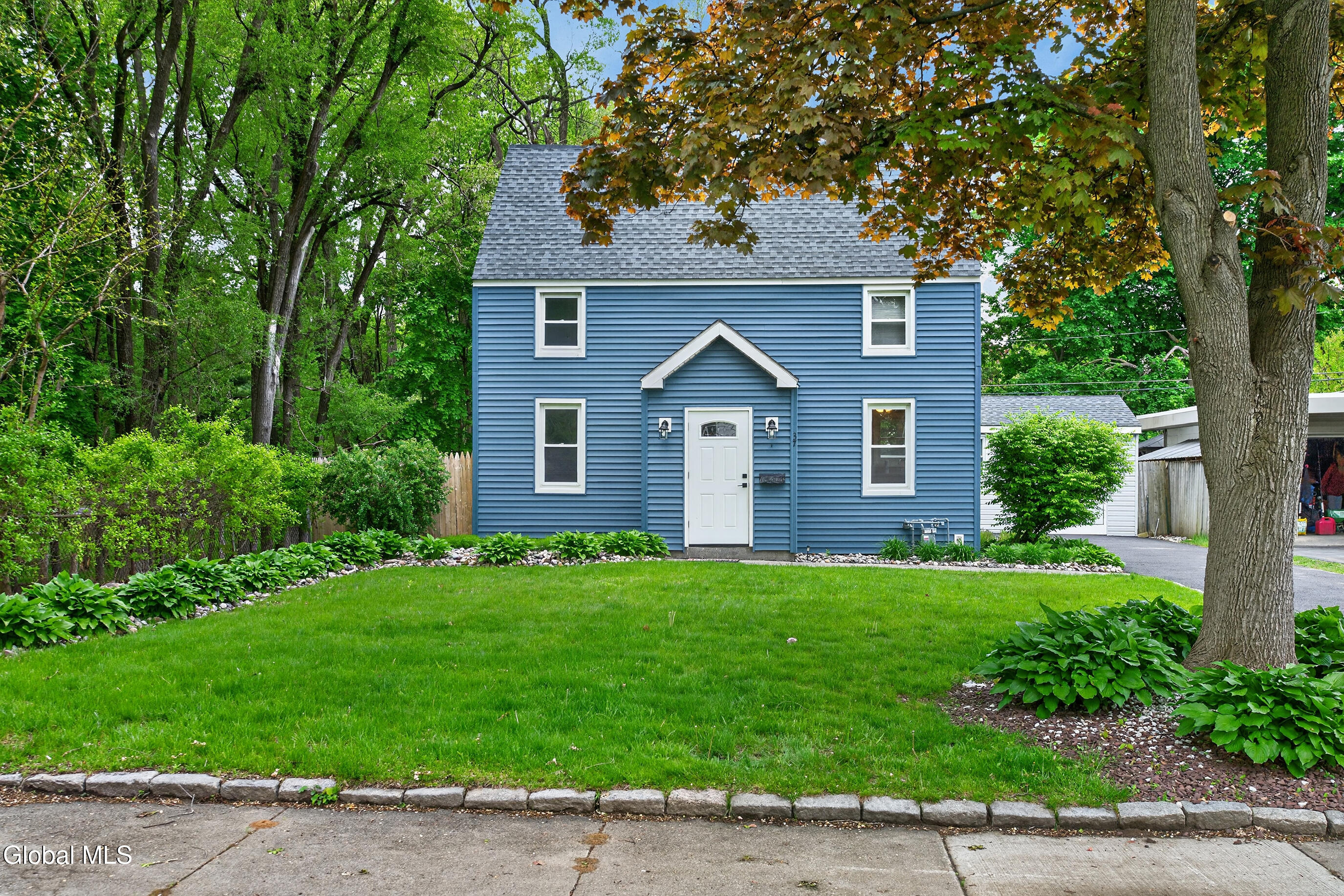 37 Victor Street Albany NY 12206