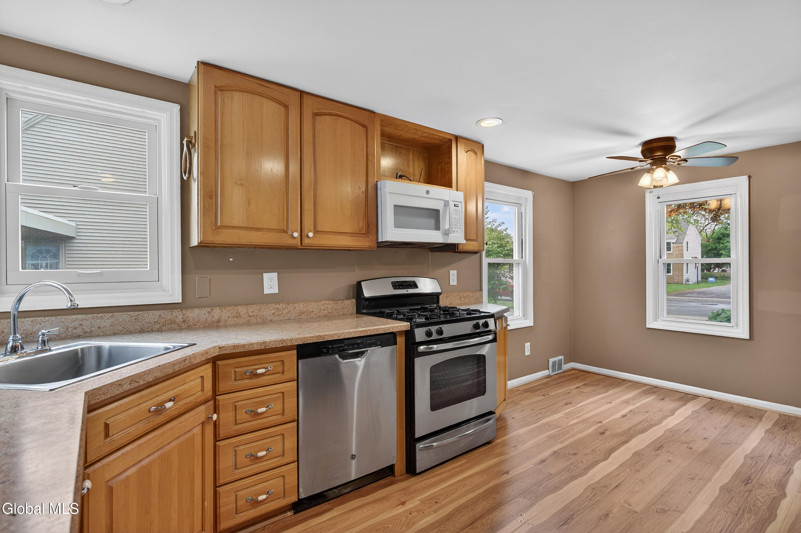 37 Victor Street Albany NY 12206
