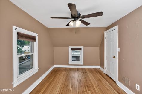 37 Victor Street Albany NY 12206