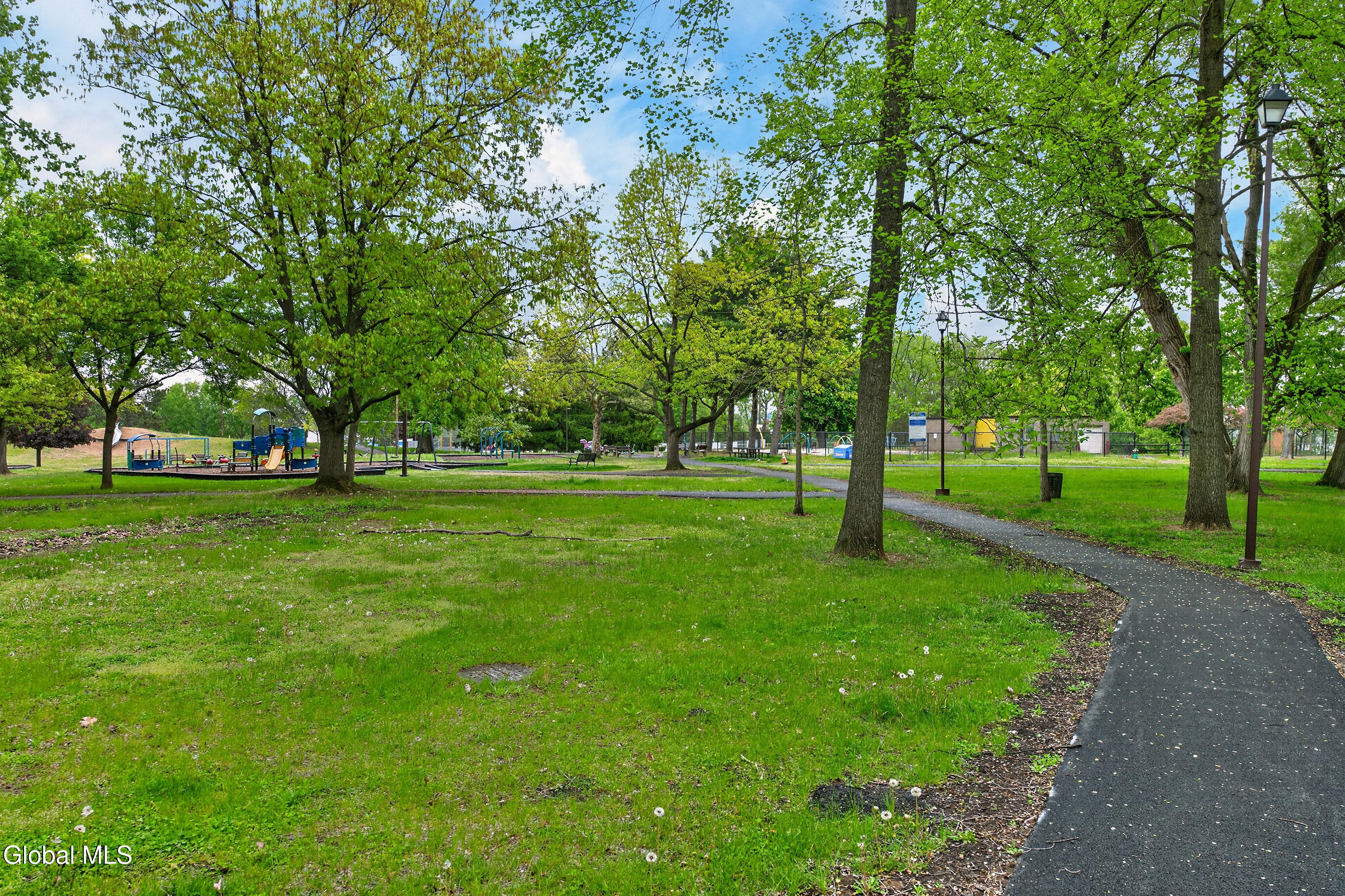 37 Victor Street Albany NY 12206