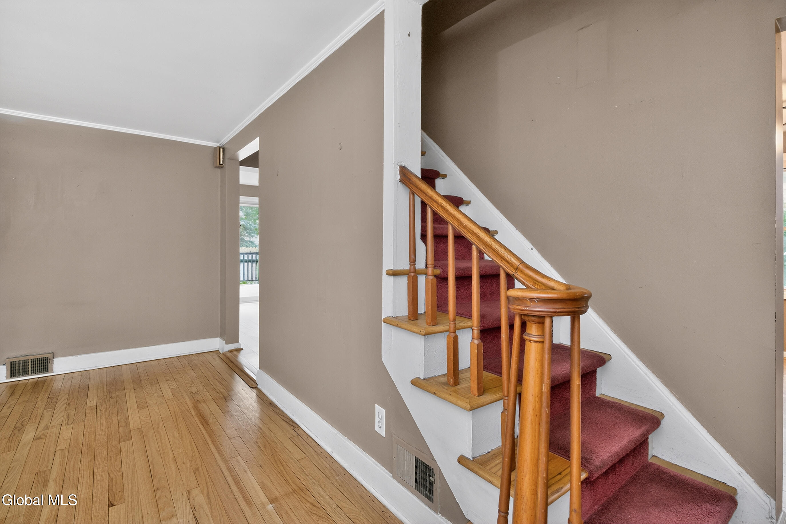37 Victor Street Albany NY 12206