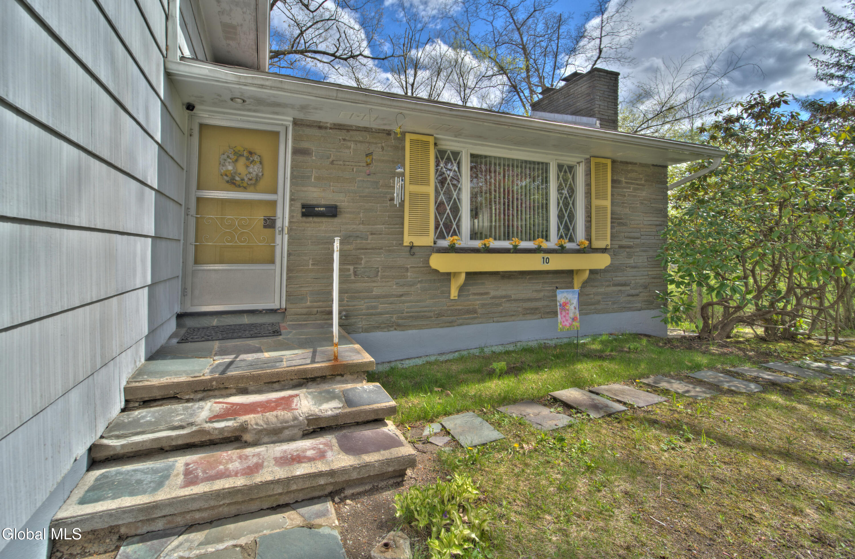 10 Woodland Drive Johnstown NY 12095