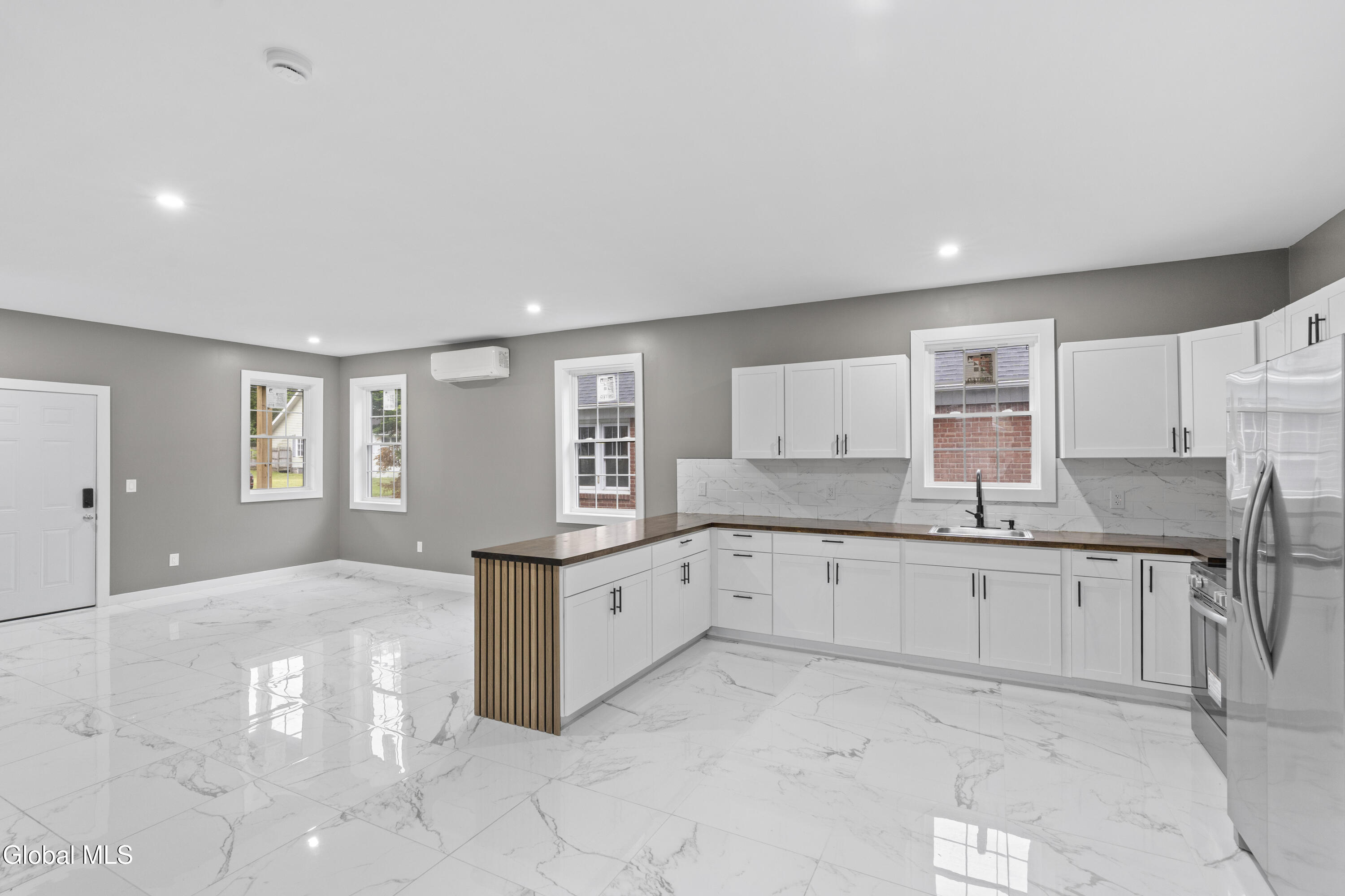 29 Marshall Avenue Schenectady NY 12304