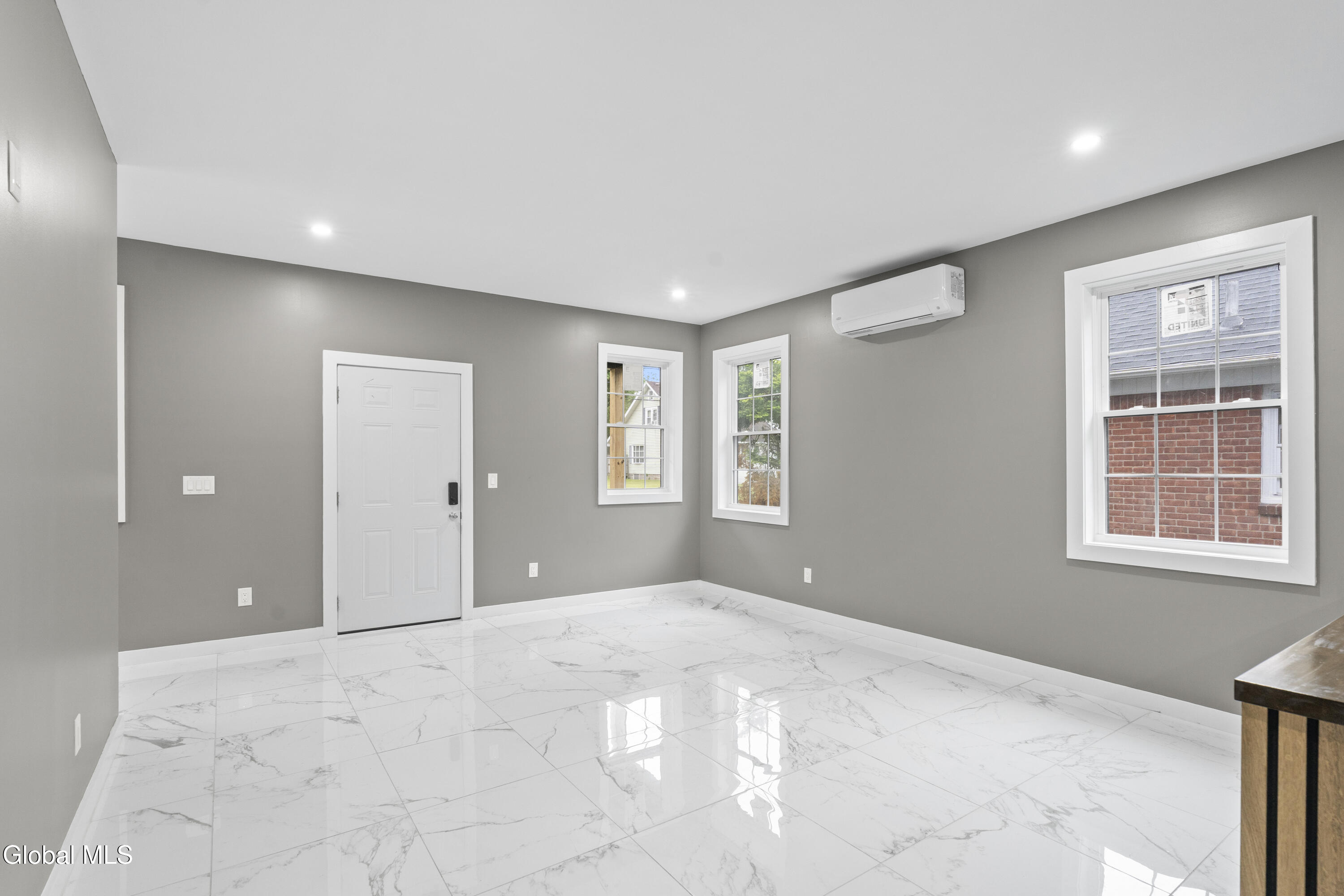 29 Marshall Avenue Schenectady NY 12304