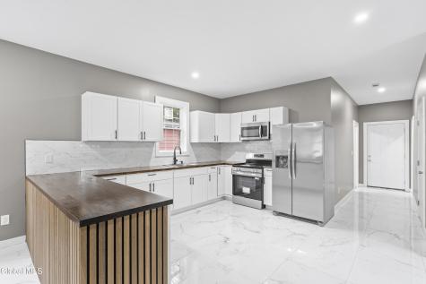 29 Marshall Avenue Schenectady NY 12304