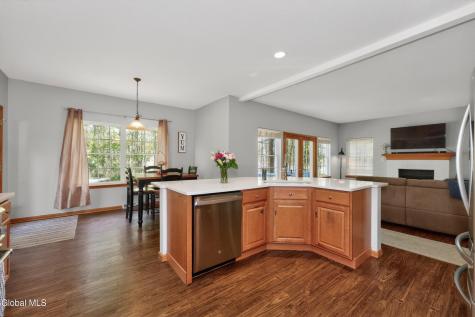11 Quincy Lane Queensbury NY 12804